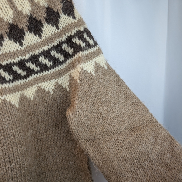 Vintage Sweater Retro 1970s Hand Knit Fair Isle Icelandic Wool Size L In VGUC - Picture 13 of 14